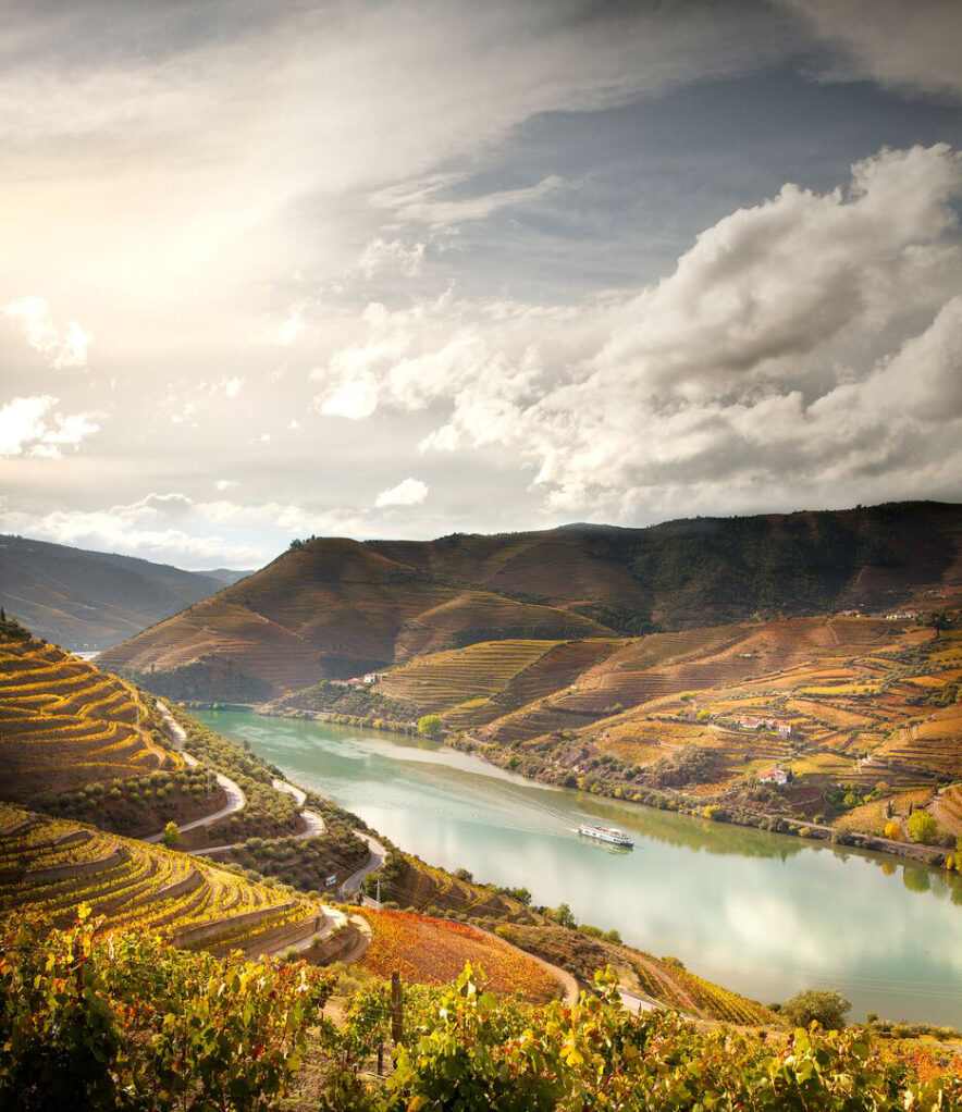 a eu portugal douro valley river vineyards 696830728 rf g web