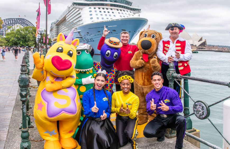 The Wiggles in front of Ovation Of The Seas