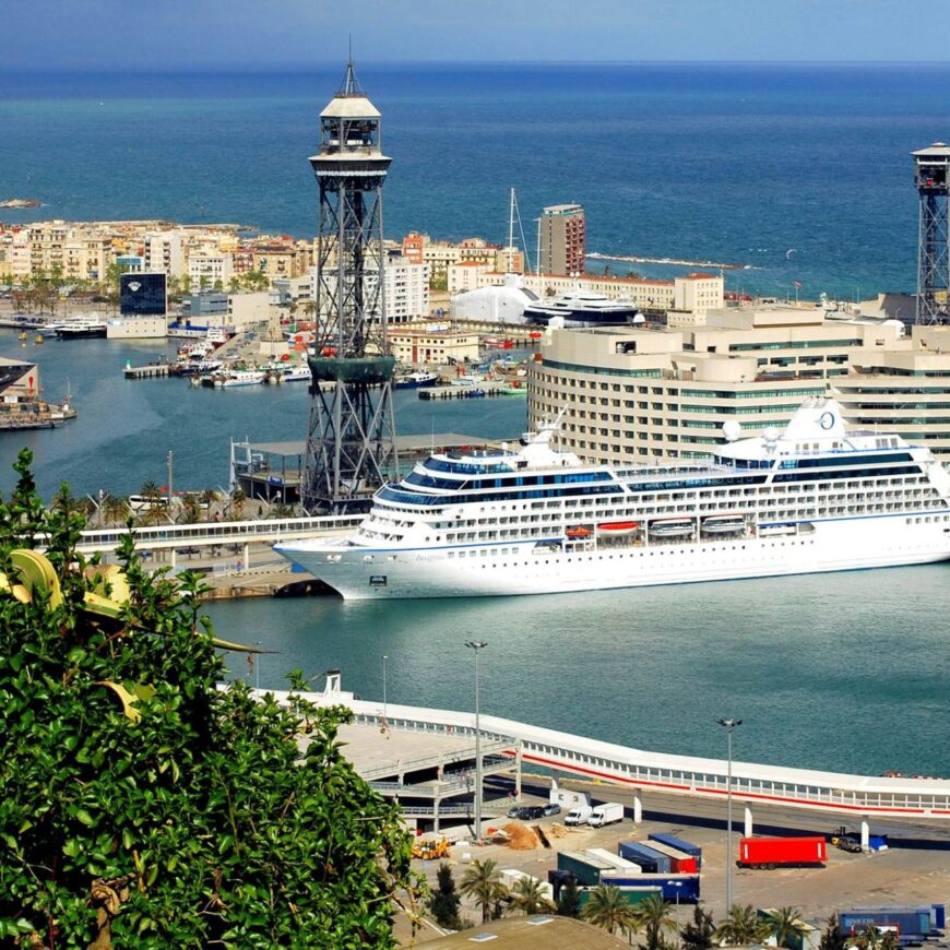Spanish port of Barclona with cruise ship